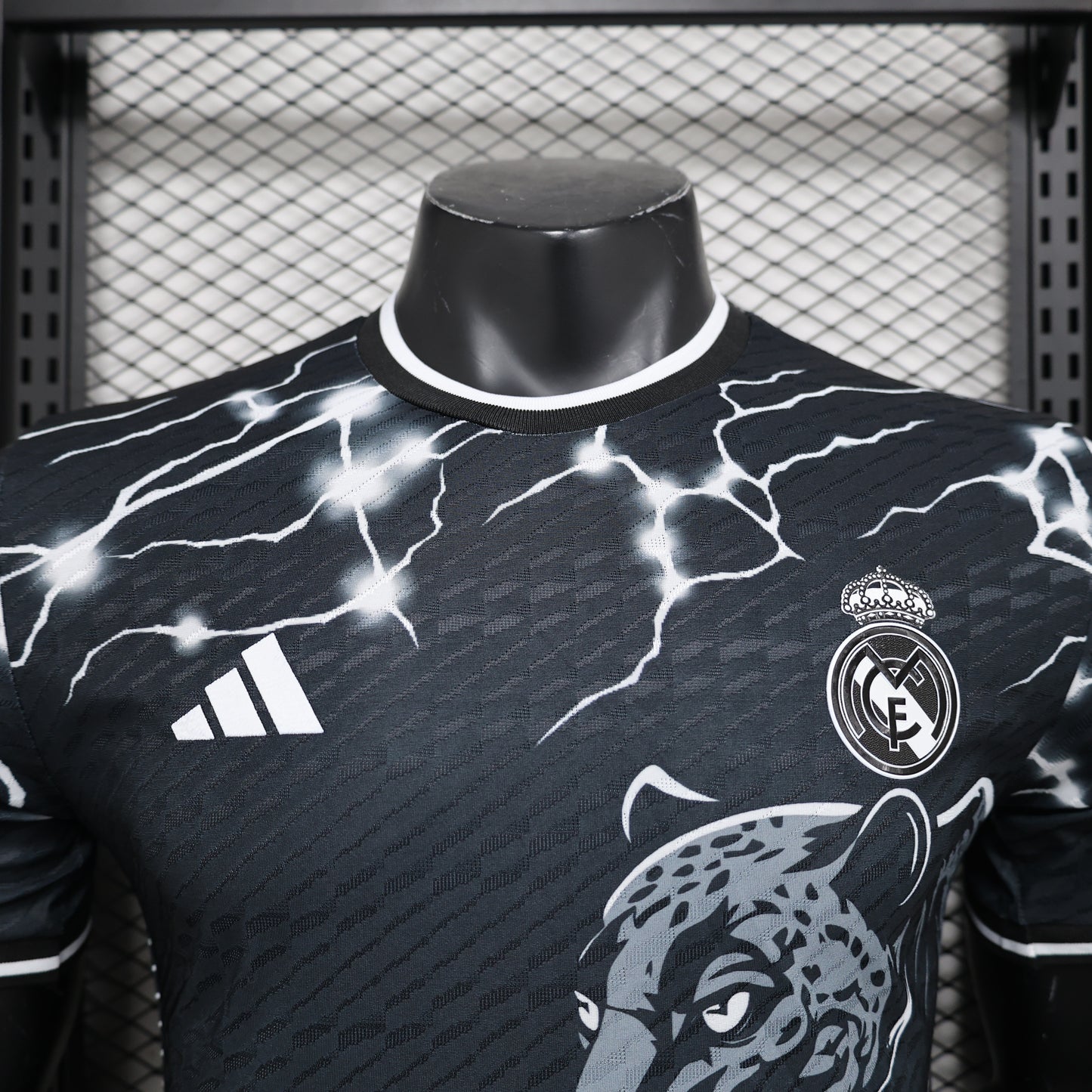 REAL MADRID SPECIAL EDITION II 24/25 MEN (PLAYER VERSION) 