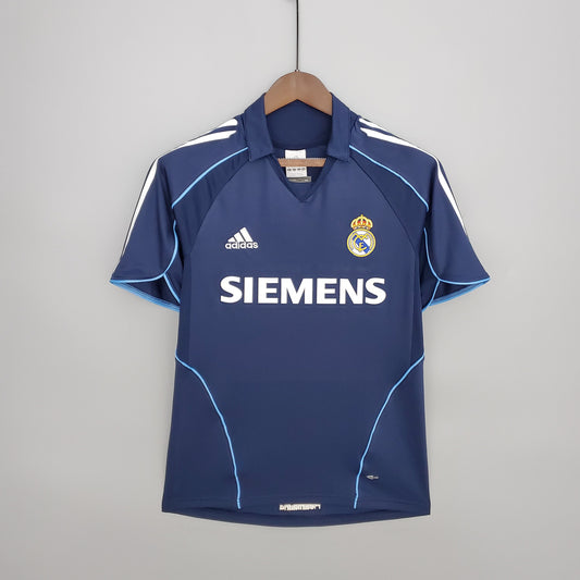 REAL MADRID II 05/06 HOMBRE (RETRO)