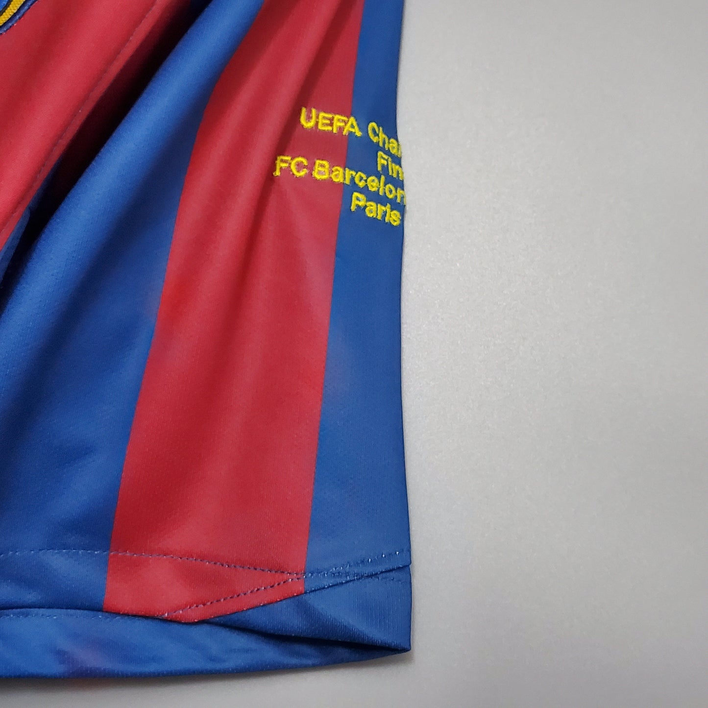 BARCELONA I 2006 UEFA MEN (RETRO) 